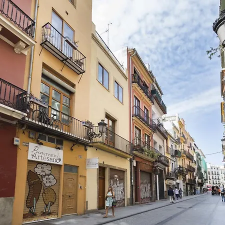 Living Bolseria Street